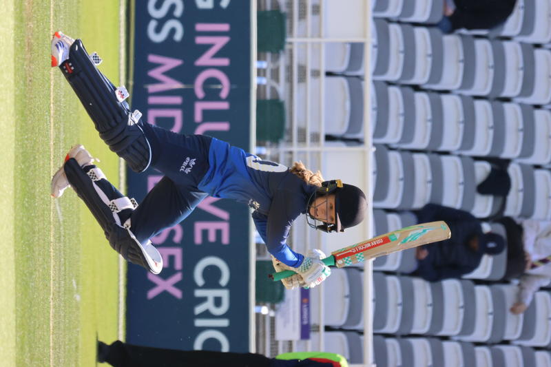 Hannah Davis batting at Lord's Hannah Davis batting at Lord's